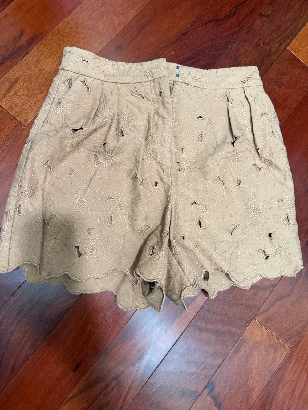 Express High-Waist Eyelet Scallop Hem Shorts - Khaki